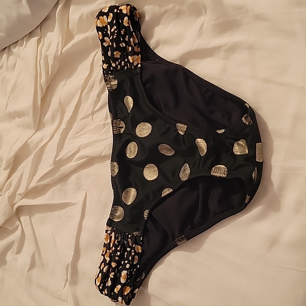 Bikini bottom